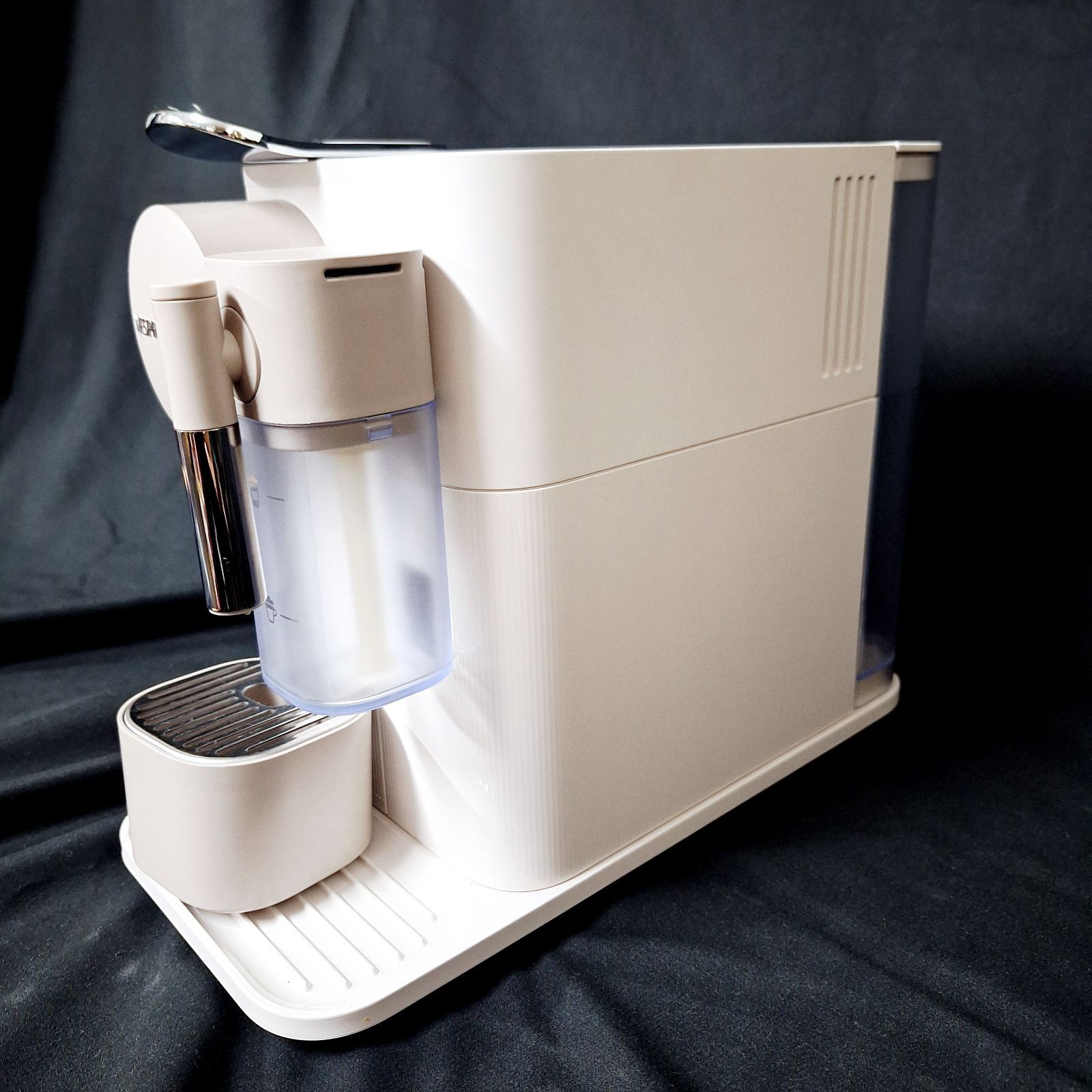 中古☆Nespresso ネスプレッソ ラティシマワン ホワイト【店舗管理番号