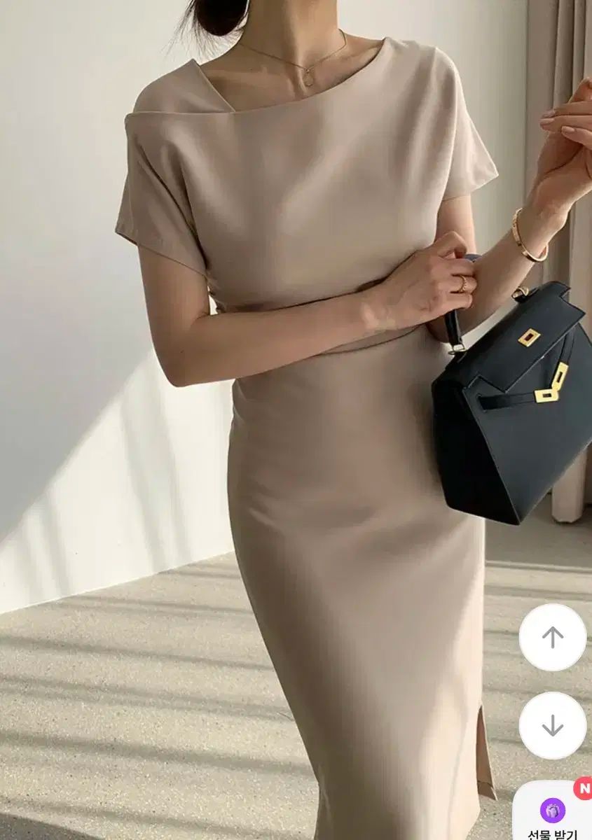 ベージュ セットアップ