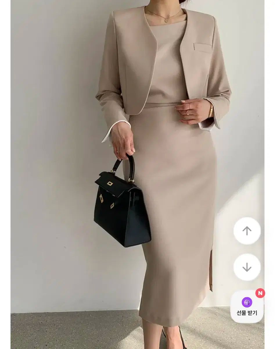 ベージュ セットアップ スーツ スカート セットアップ