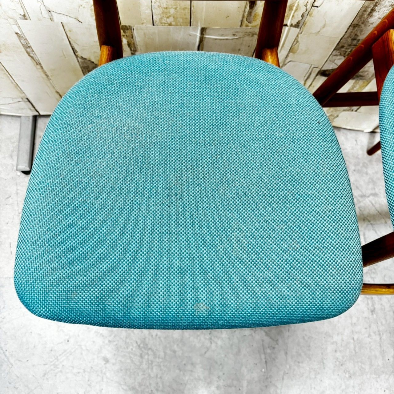 岐阜県揖斐郡池田町　中古　HIKARIカウンターチェア　4脚セット　座部高61 岐阜県揖斐郡池田町中古HIKARIカウンターチェア4脚セット座部高