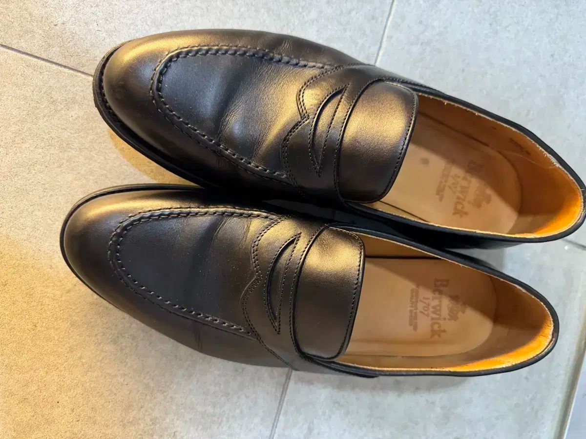 バーウィック 4407 サイズ9 ほぼ