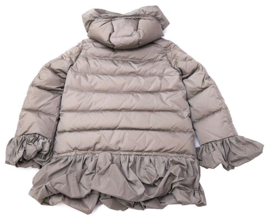 フリル付きダウンコート ダウンジャケット
