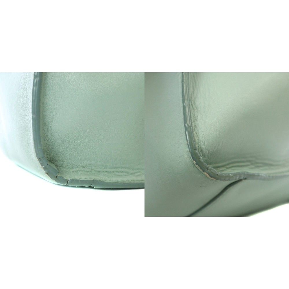 水色 ライトブルー