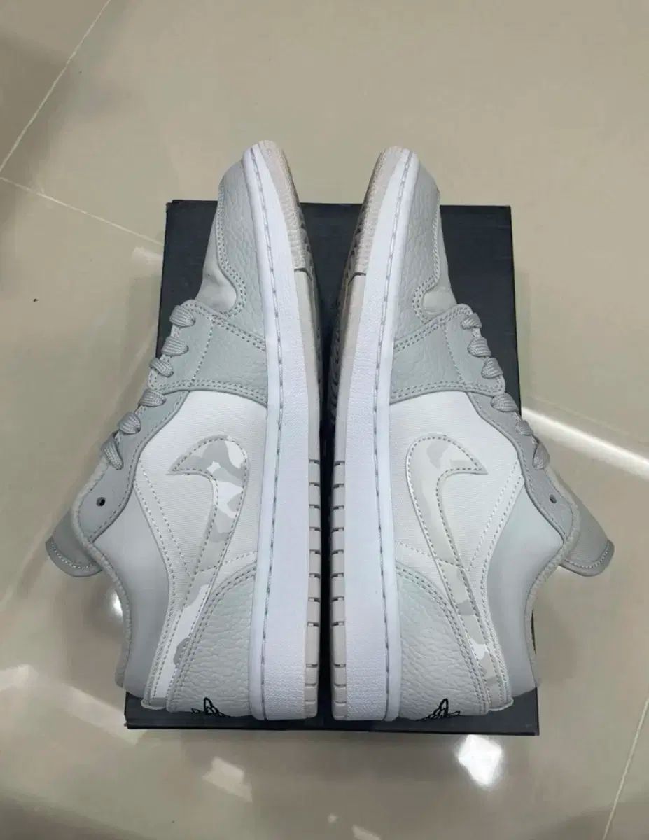 ナイキ ジョーダン1