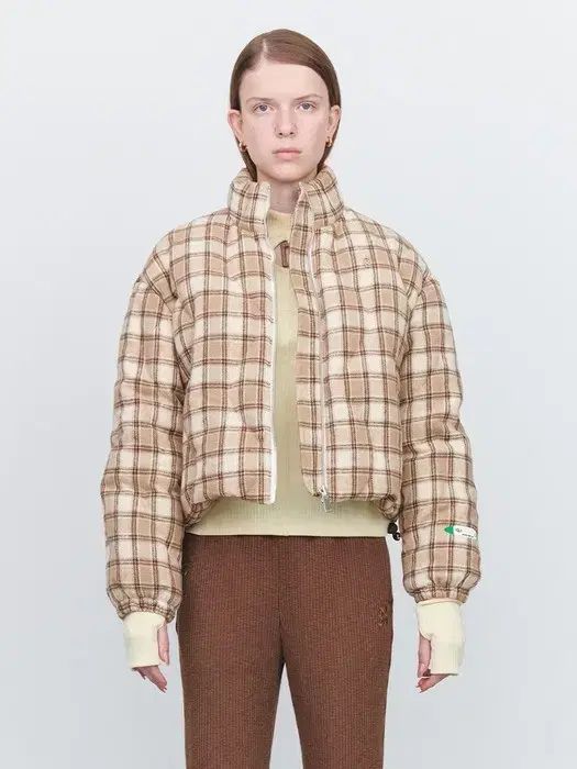 標準 2025 フルイドフロー CHECK ダックダウン ダウン aespa ウィンター 着用