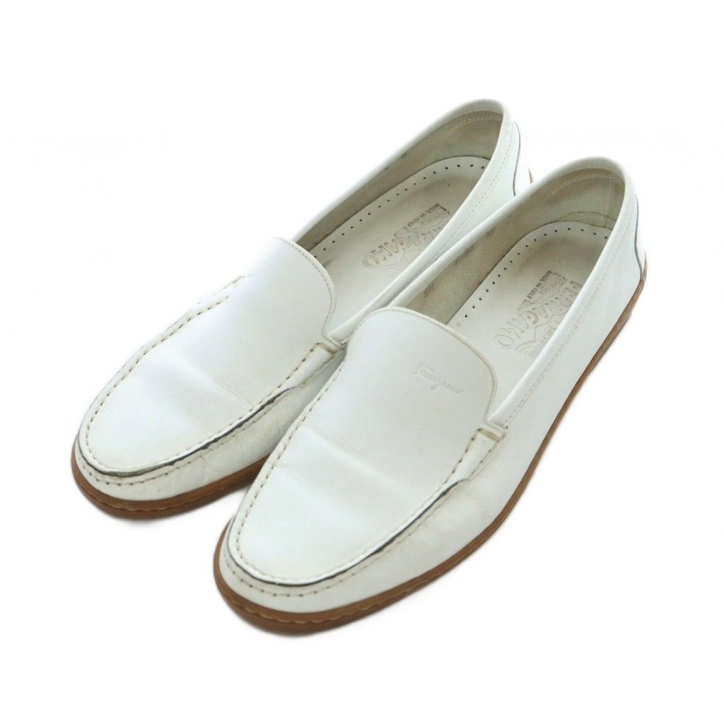 Salvatore Ferragamo アイボリー ローファー サルヴァトーレフェラガモ Salvatore Ferragamo ローファー