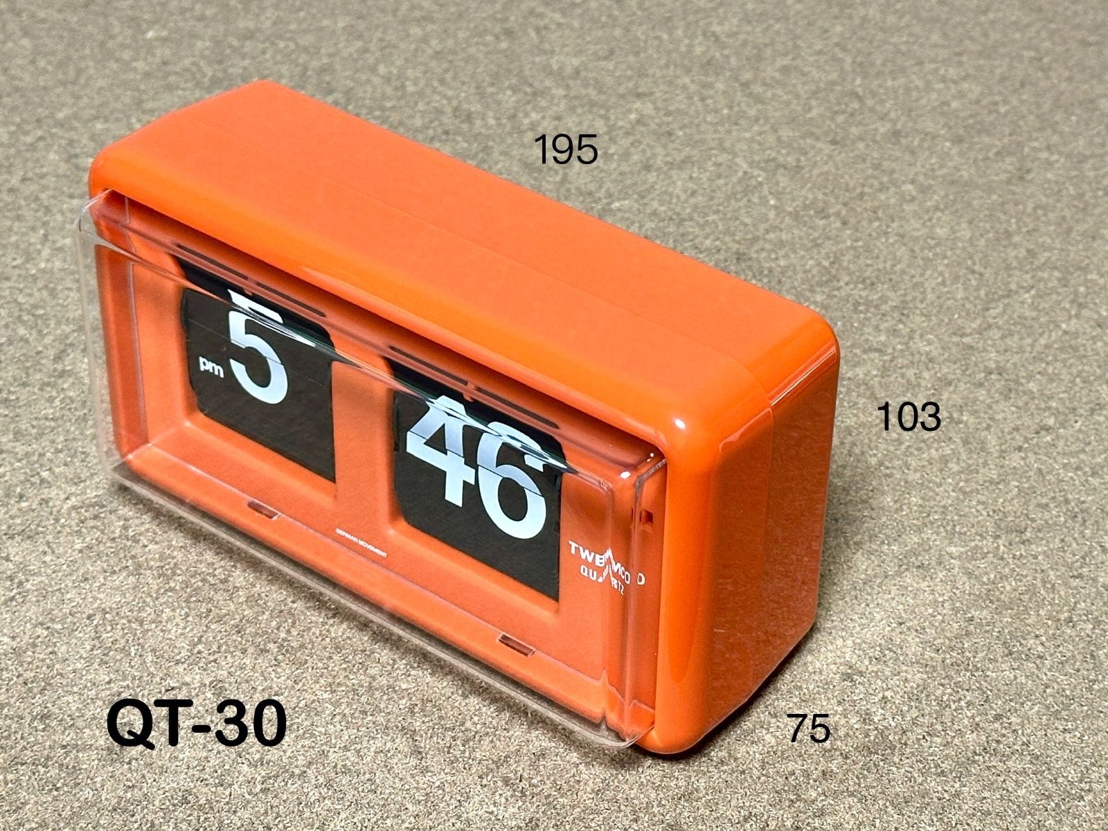 TWEMCO (トゥエンコ) QT-30 ベージュ 置き掛け兼用時計 ドイツの動き