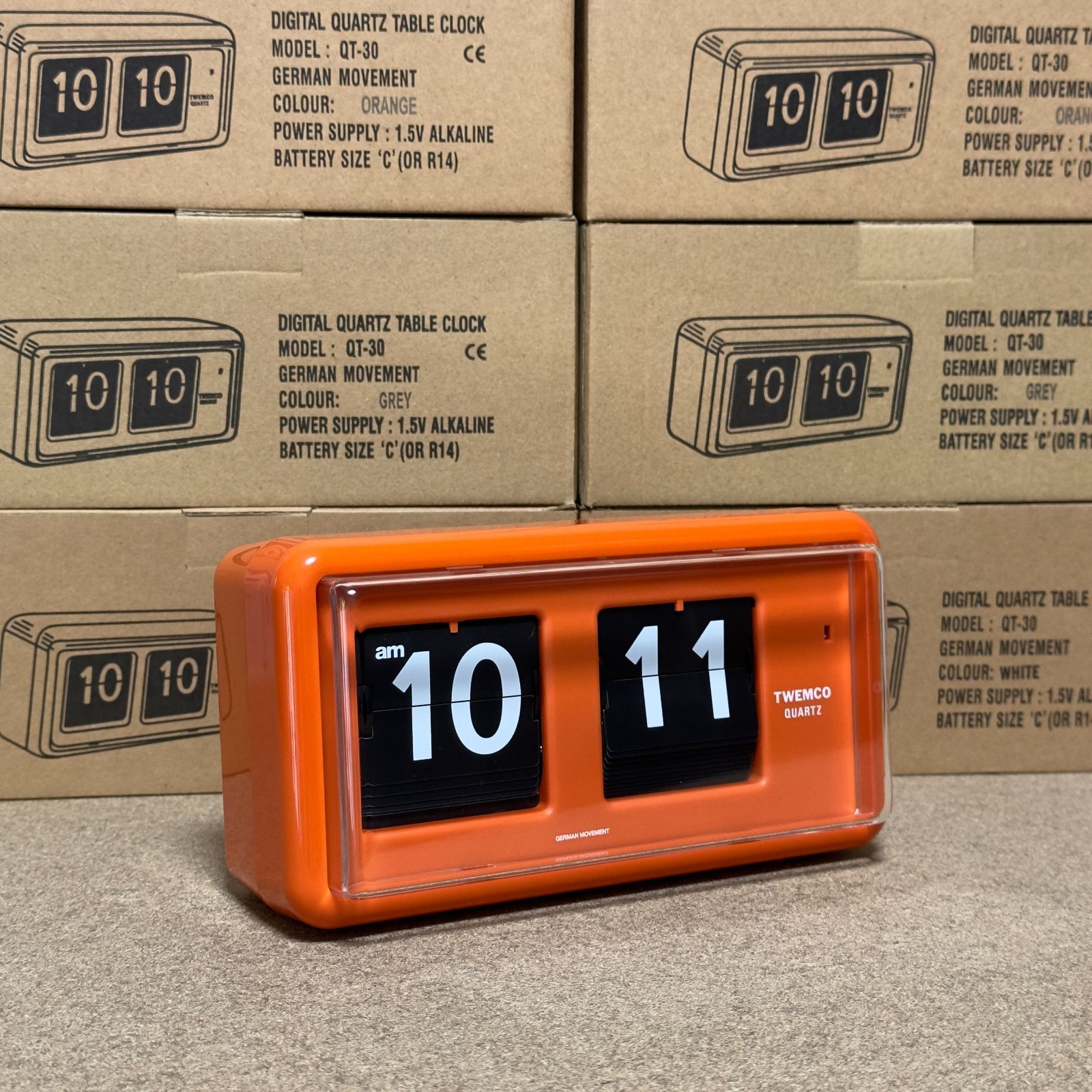 TWEMCO (トゥエンコ) QT-30 グレー 置き掛け兼用時計 ドイツの動き