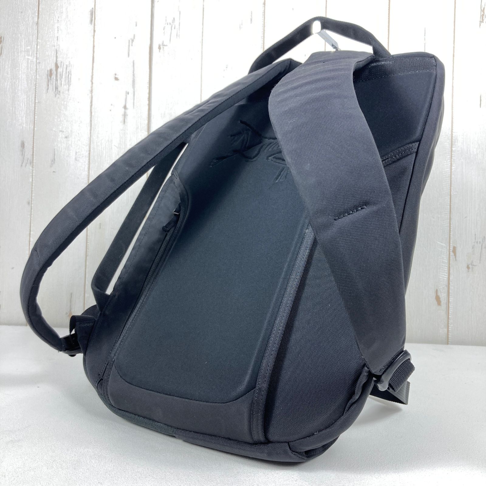 ブラック系 Arcteryx