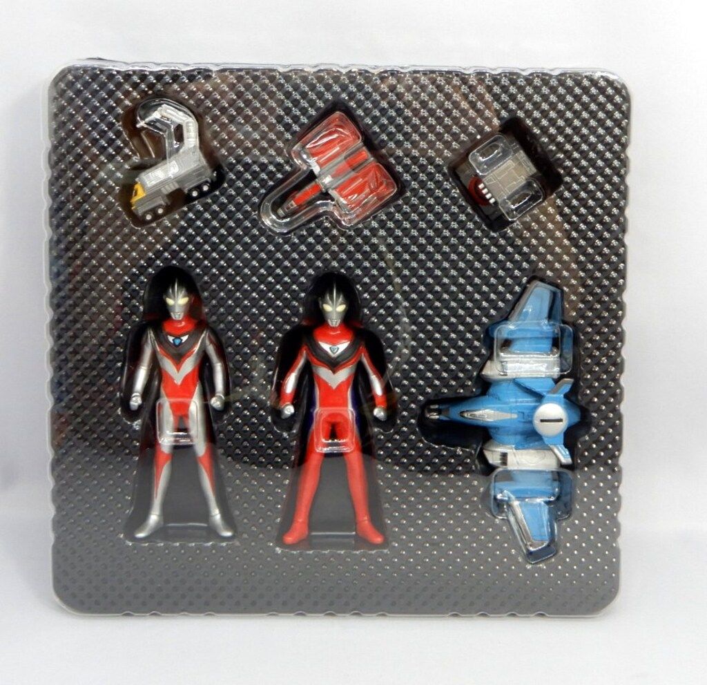 バンダイ ウルトラマンガイア　地球防衛宣言 ヒーロー&マシン 2箱セット バンダイ ヒーロー&マシン ウルトラマンガイア 地球防衛宣言2 1999