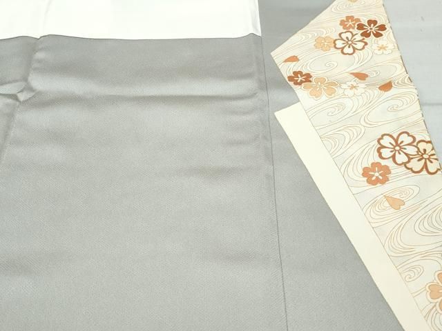 豪華色留袖 駒刺繍