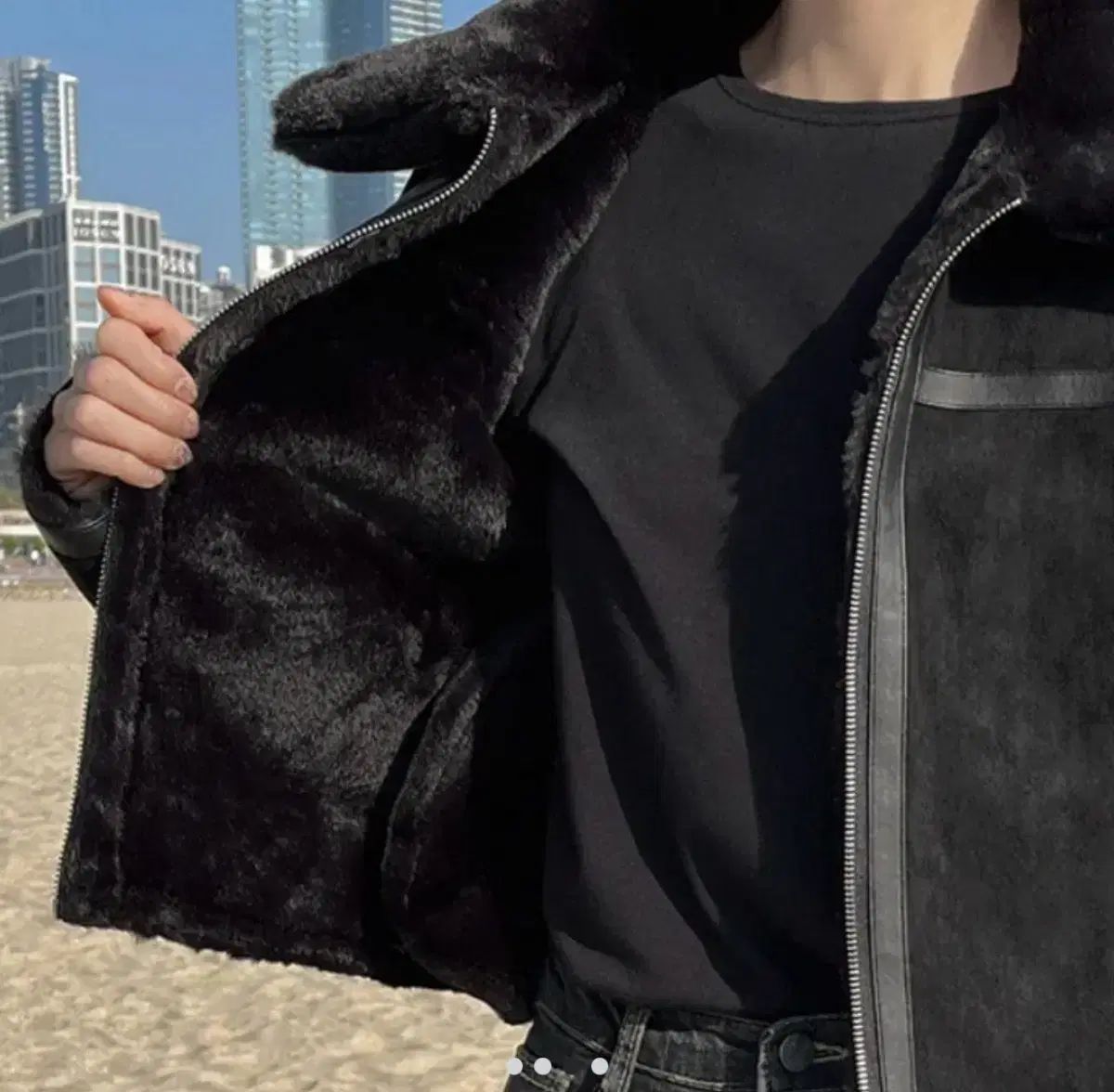 ブラック スウェード クロップド ムートン ジャケット