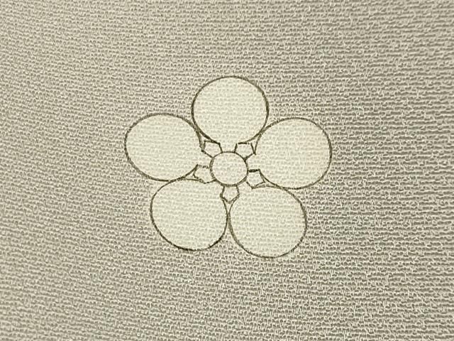 豪華色留袖 駒刺繍