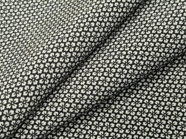 平和屋着物 江戸小紋 花菱文 黒地 正絹 gh