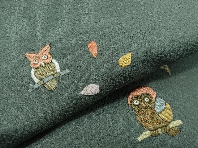 上質な小紋 総刺繍