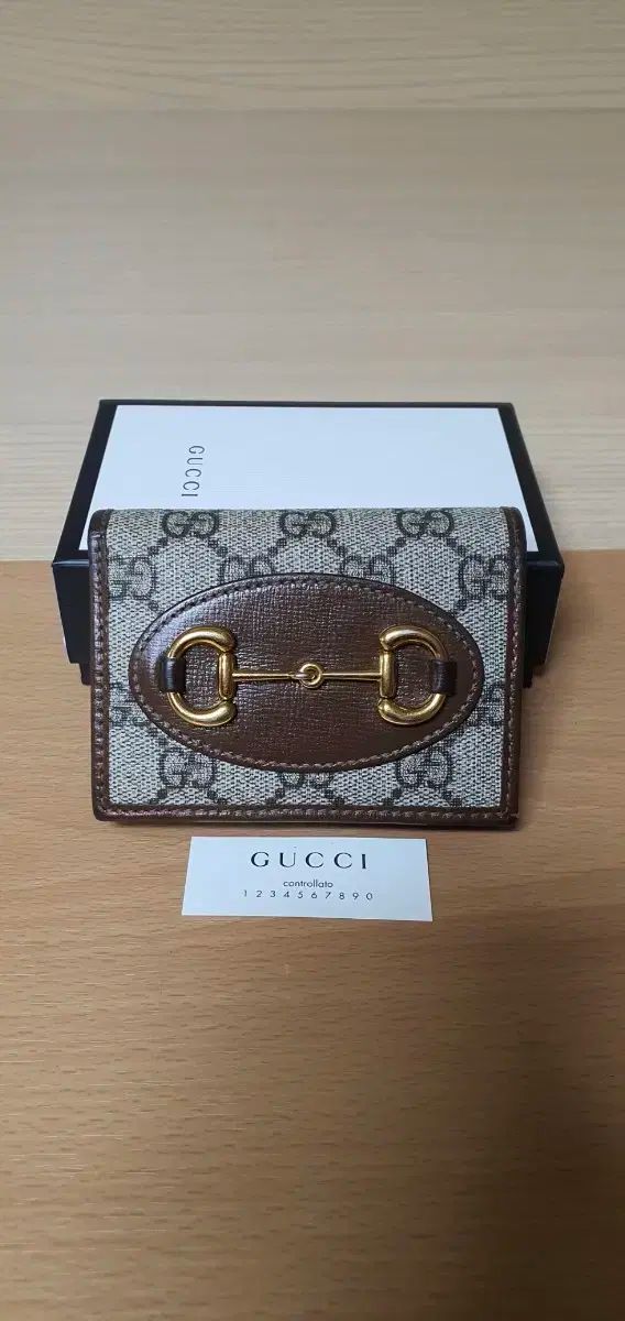 グッチ ホースビット 二つ折り財布 財布 A級 鑑定O