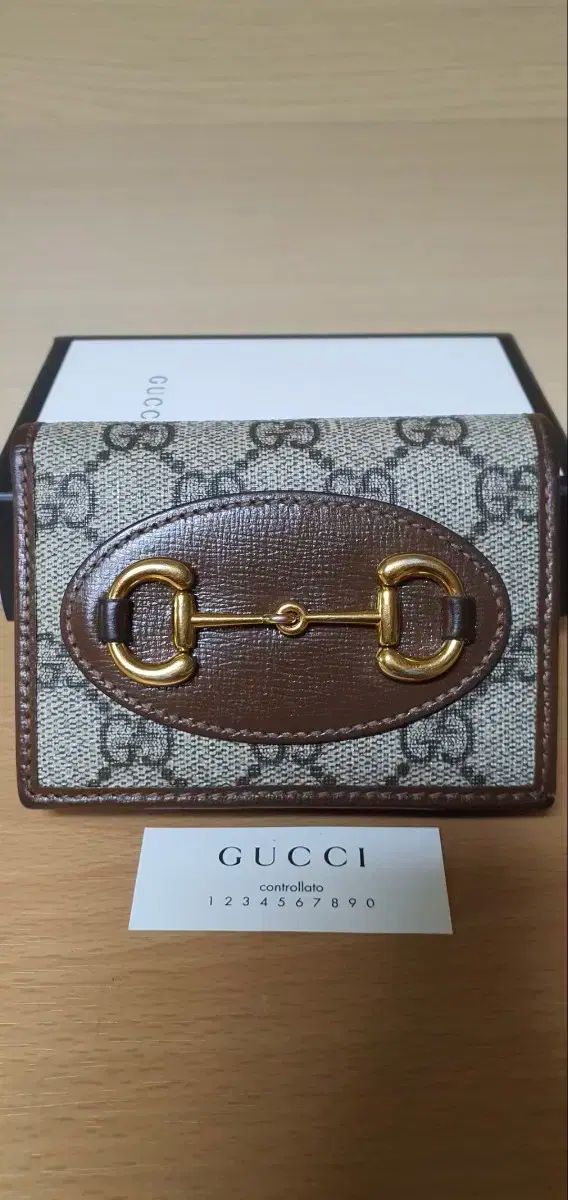 グッチ ホースビット 二つ折り財布 財布 A級 鑑定O