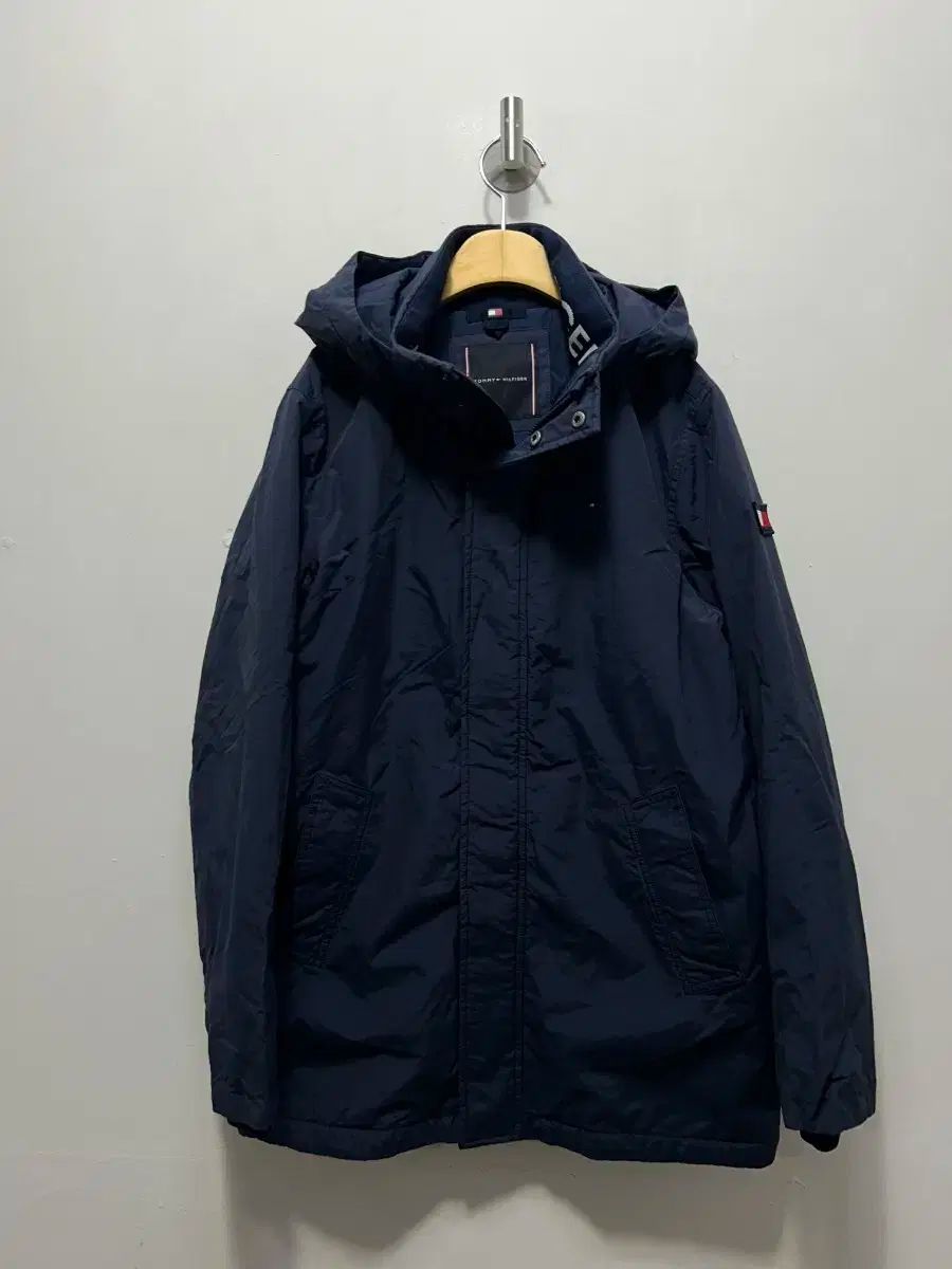 トミーヒルフィガー ネイビー フード ダウン アウター 152