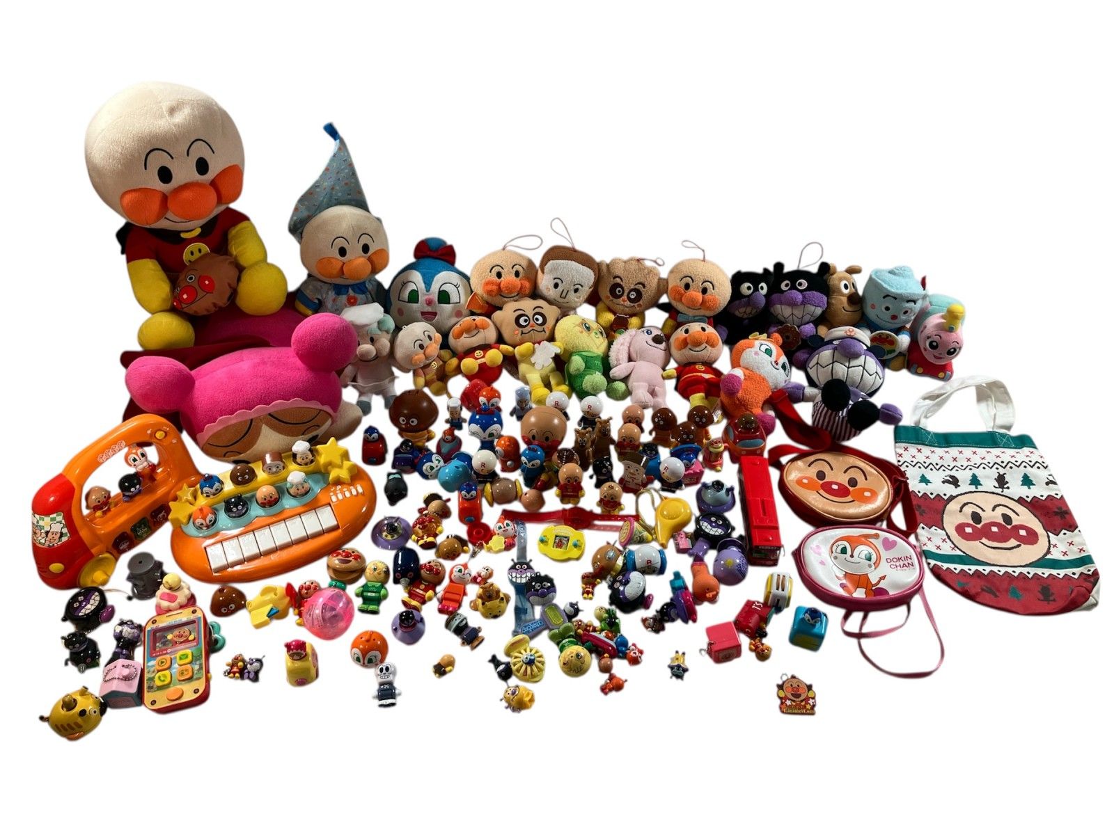 アンパンマン あんぱんまん ぬいぐるみ まとめ 小物 ばいきんまん こきんちゃん ドキンちゃん チーズ 等 おもちゃ 6.3 kg