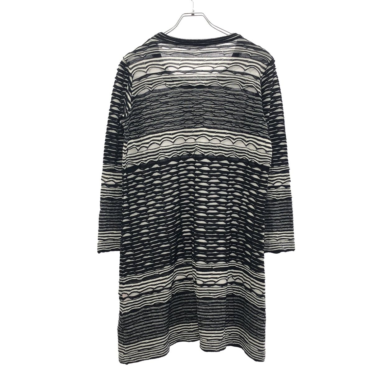 HaaT ISSEY MIYAKE ハートイッセイミヤケ 3 Dチュニックニットワンピース ブラック ホワイト 2