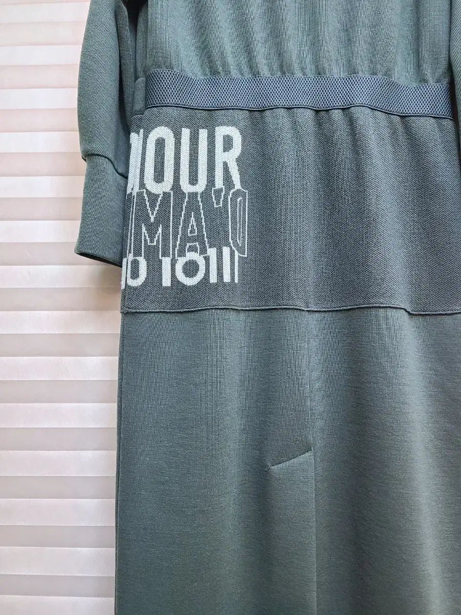 ロング丈ワンピース