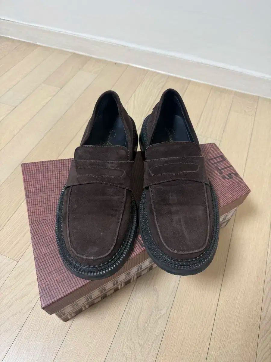 STU スウェード ローファー ブラウン 42