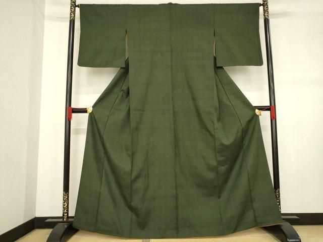 平和屋着物●結城紬　色無地　黒緑色　正絹　逸品　AABD4398ck 平和屋着物○結城紬 色無地 黒緑色 正絹 逸品 AABD4398ck - メルカリ