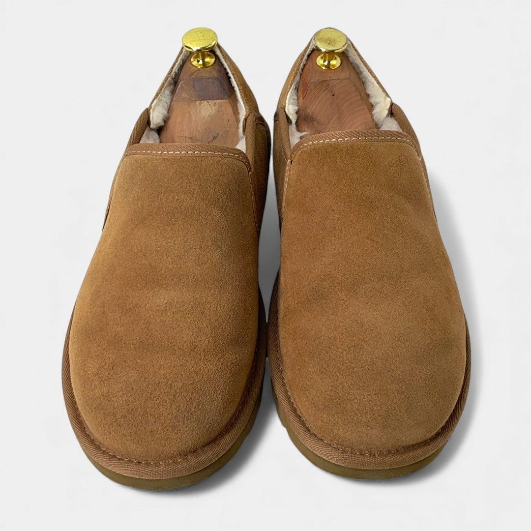 アグ チェスナット ケントン ムートン スリッポン スエード