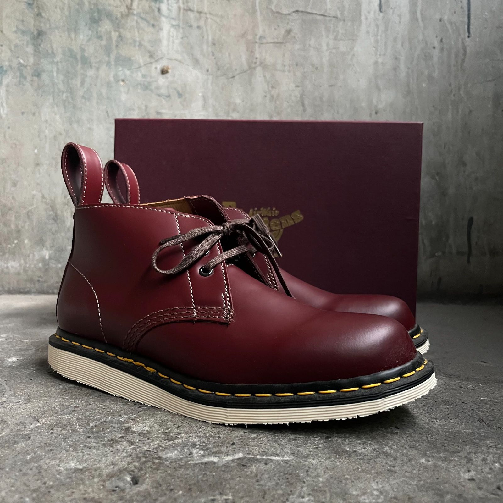 COMME des GARCONS HOMME DEUX × Dr.Martens 10aw MANTON 8 チェリーレッド イングランド製 コムデギャルソンオムドゥ ドクターマーチン マントン チャッカブーツ