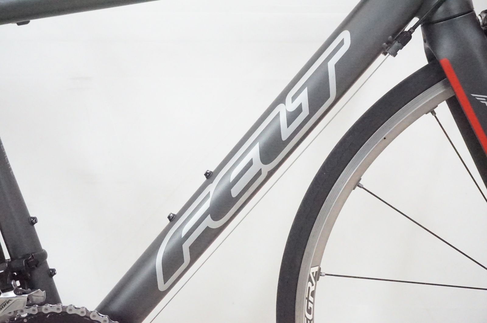 FELT 「フェルト」 F95 2017年モデル ロードバイク / バイチャリ福岡店