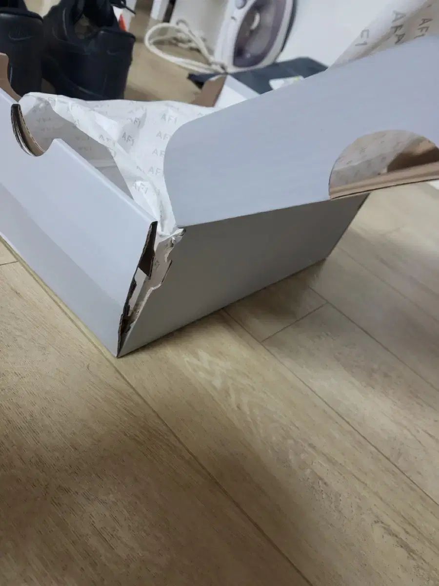 オールブラック