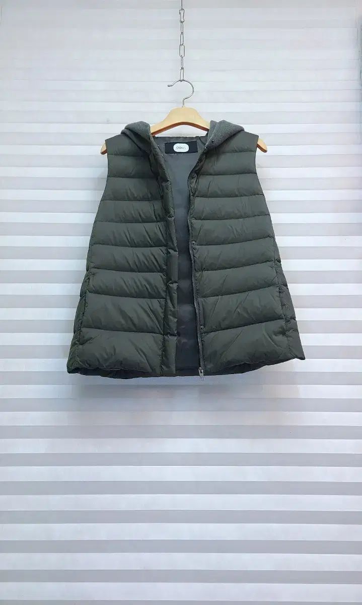 DEWL グースダウン ダウン ベスト