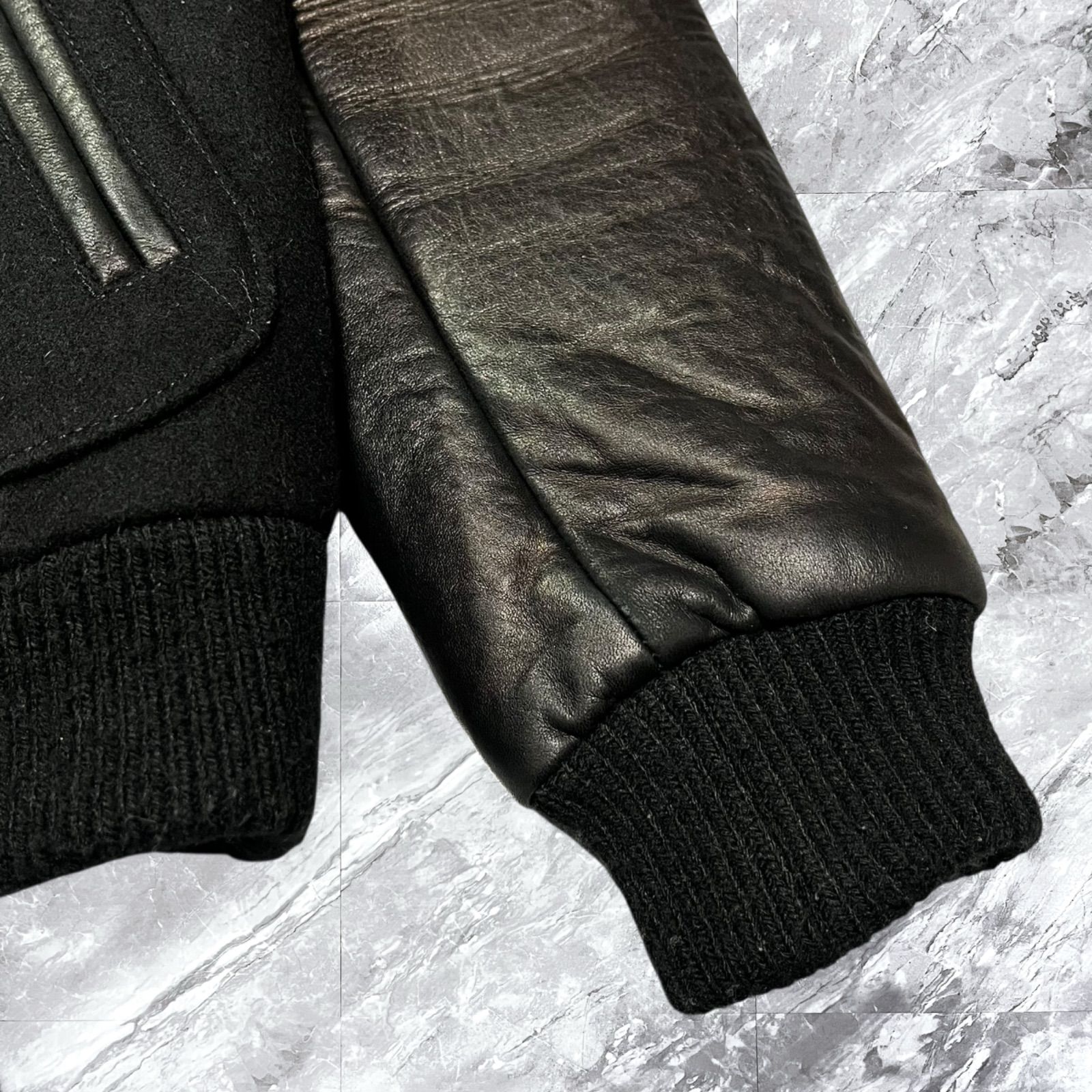 1piu1uguale3 ウノピュウノウグァーレトレ スタジャン シープレザー 本