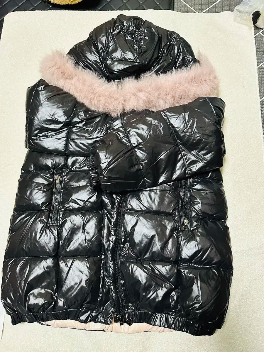 MONCLER モンクレール キッズ ブラック ファー ダウン 140