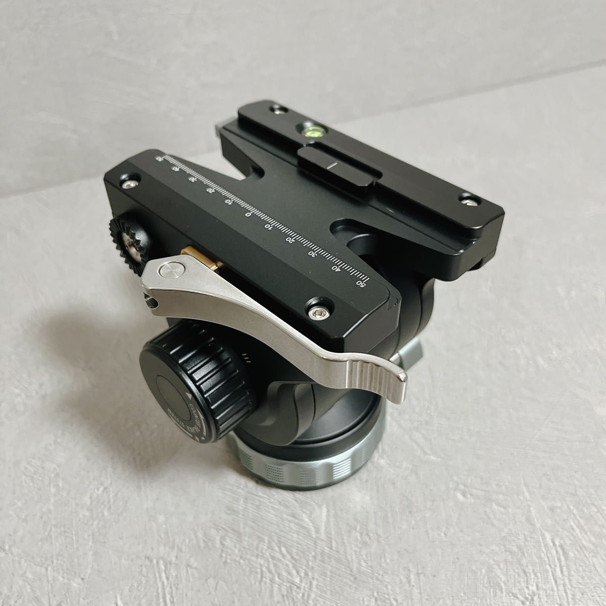 ビデオ雲台 FLUID