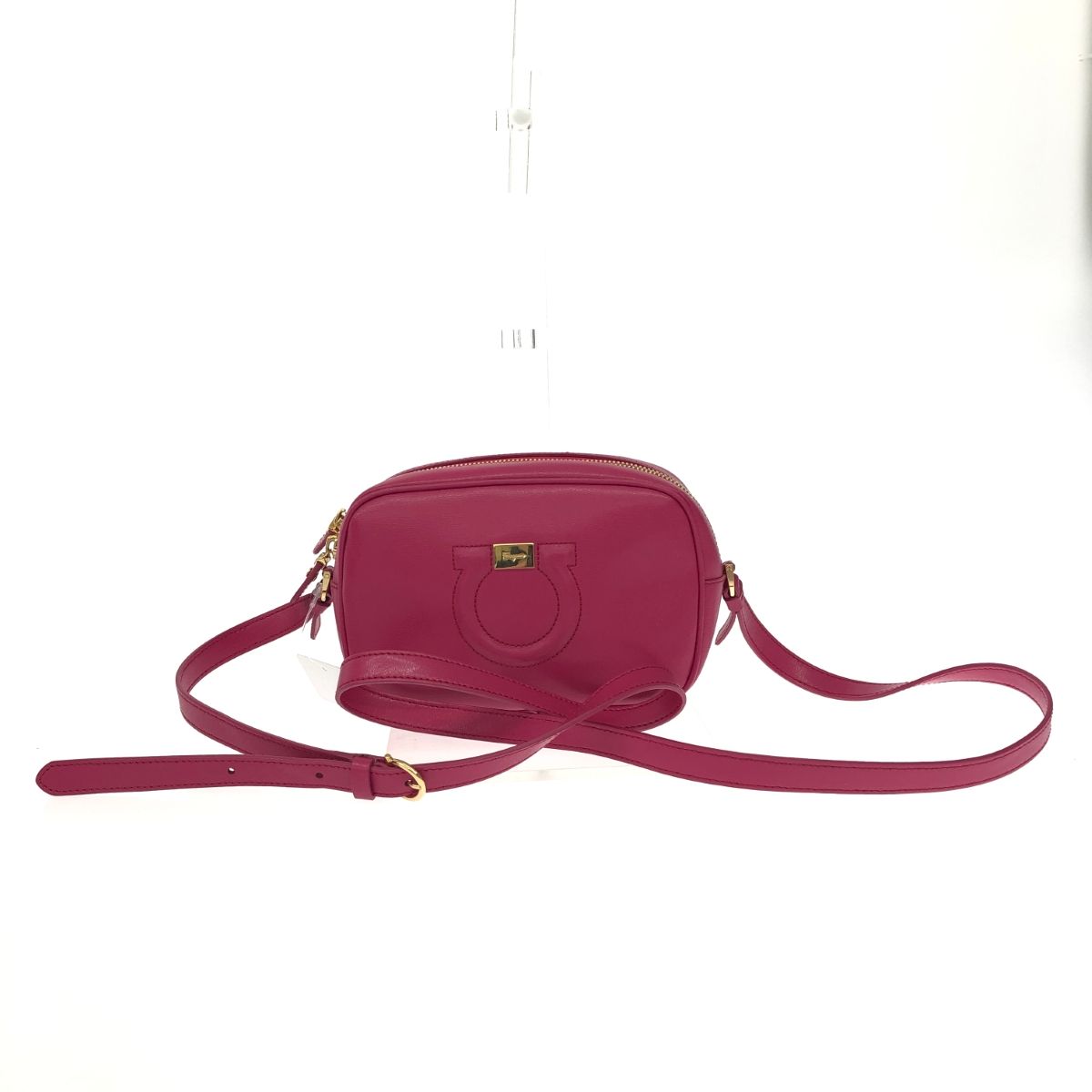 Salvatore Ferragamo サルヴァトーレフェラガモ ガンチーニ/ショルダー