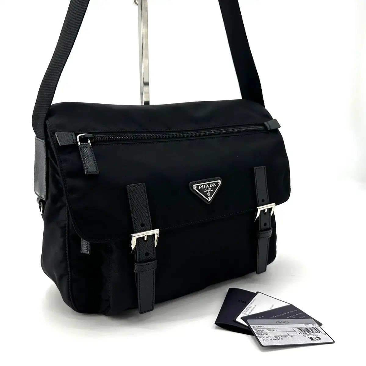 PRADA プラダ ナイロン 三角ロゴ メッセンジャーバッグ クロスバッグ 1BD671