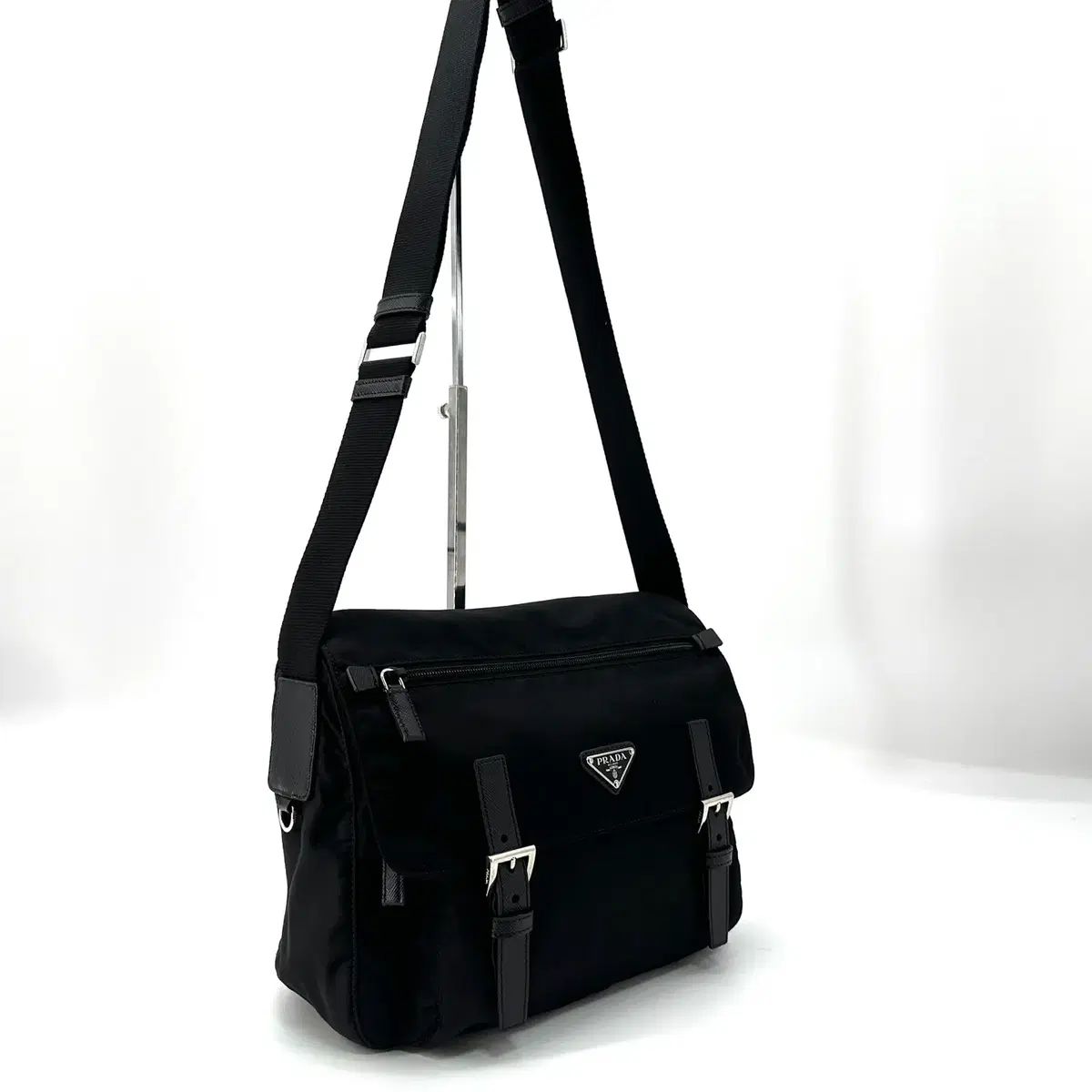 PRADA プラダ ナイロン 三角ロゴ メッセンジャーバッグ クロスバッグ 1BD671