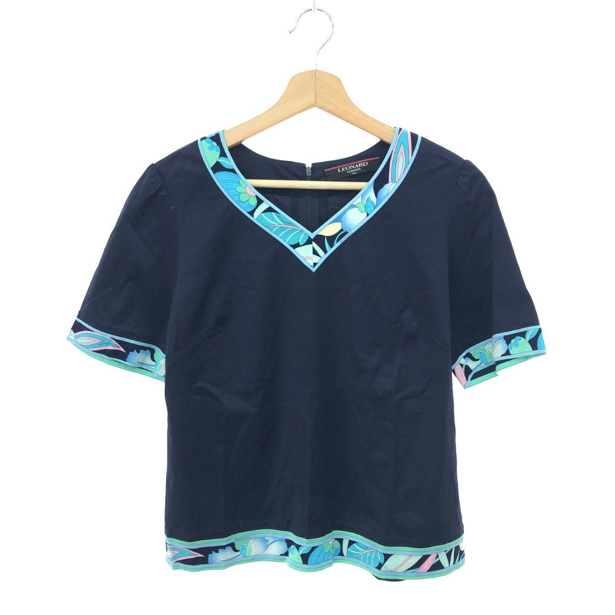 LEONARD レオナール 半袖ブラウス 大きいサイズ LL 花柄 カットソー Vネック コットン100% ネイビー レディース 243001002549