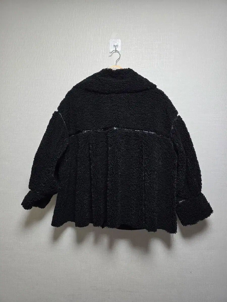 ブラック ボア ショート ジャケット 完全かわいい