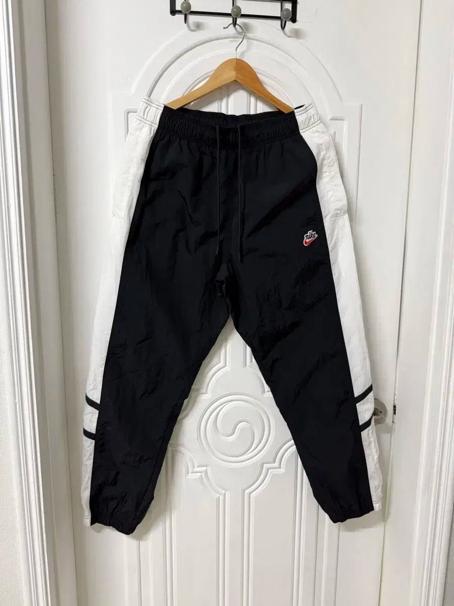 XLサイズ NIKE ウィンドランナー ウーブン パンツ ジョガーパンツ