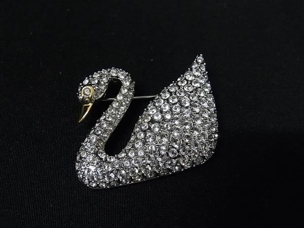 SWAROVSKI ラインストーン 鳥 SILVER ブローチ 〈202-6〉 SWAROVSKI ラインストーン 鳥 SILVER ブローチ 〈202-6〉 - メルカリ