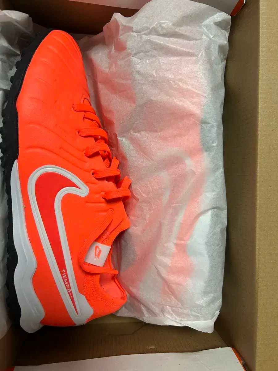 ナイキ ティエンポ プロTF 265 サッカーシューズ