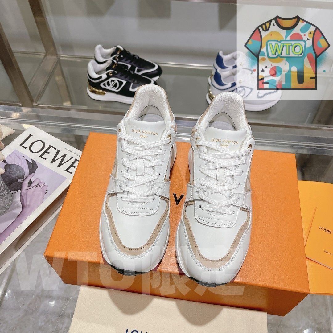 Away 女性のロートップカジュアルシューズ｜