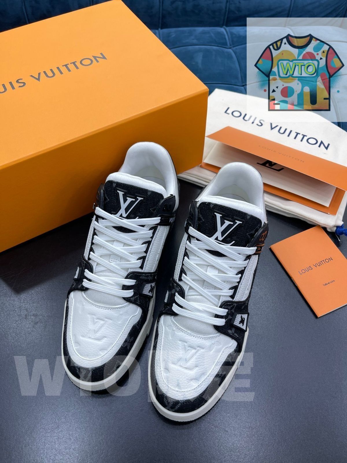 ブラックカジュアル男性｜ ｜