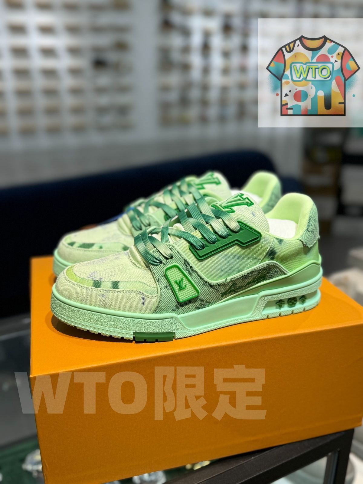  Louis Vuitton Trainer 配色 グリーンの デニム スニーカー 靴