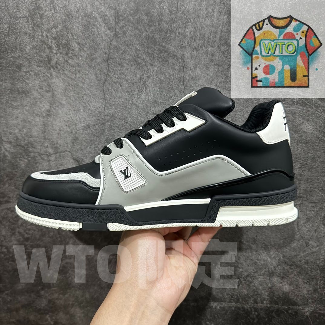 Louis Vuitton trainer 黒のロートップのファッショナブルなカジュアル シューズ| |