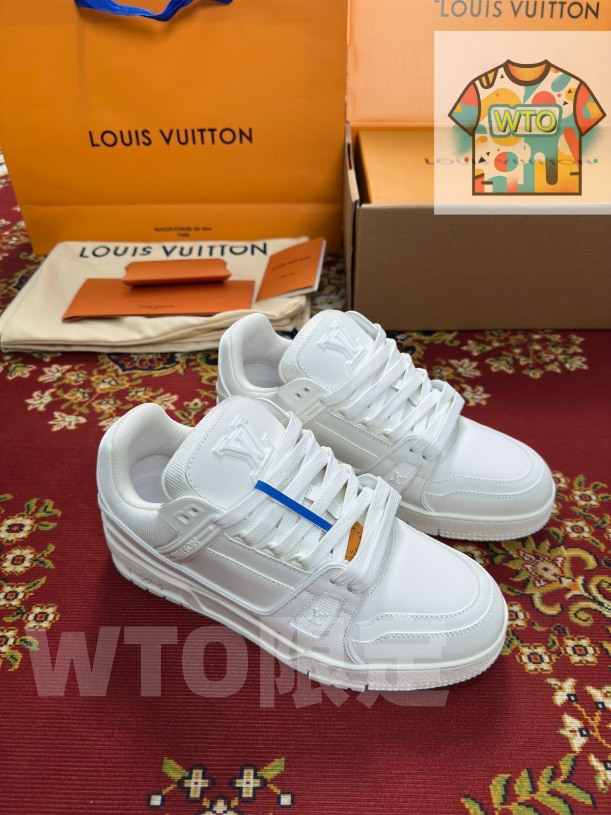 Louis Vuitton trainer 白い靴｜ ｜