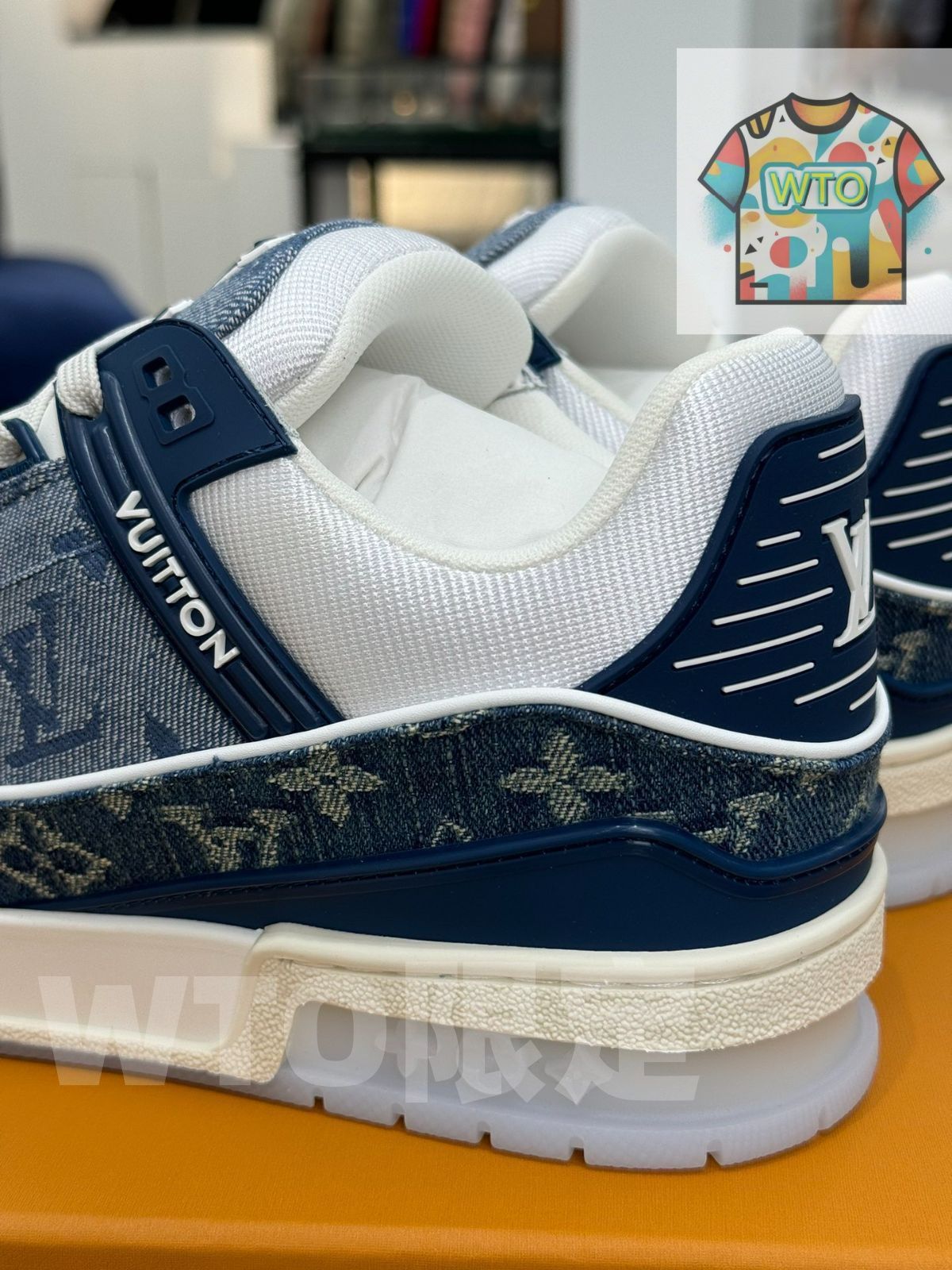 Vuitton トレーナー