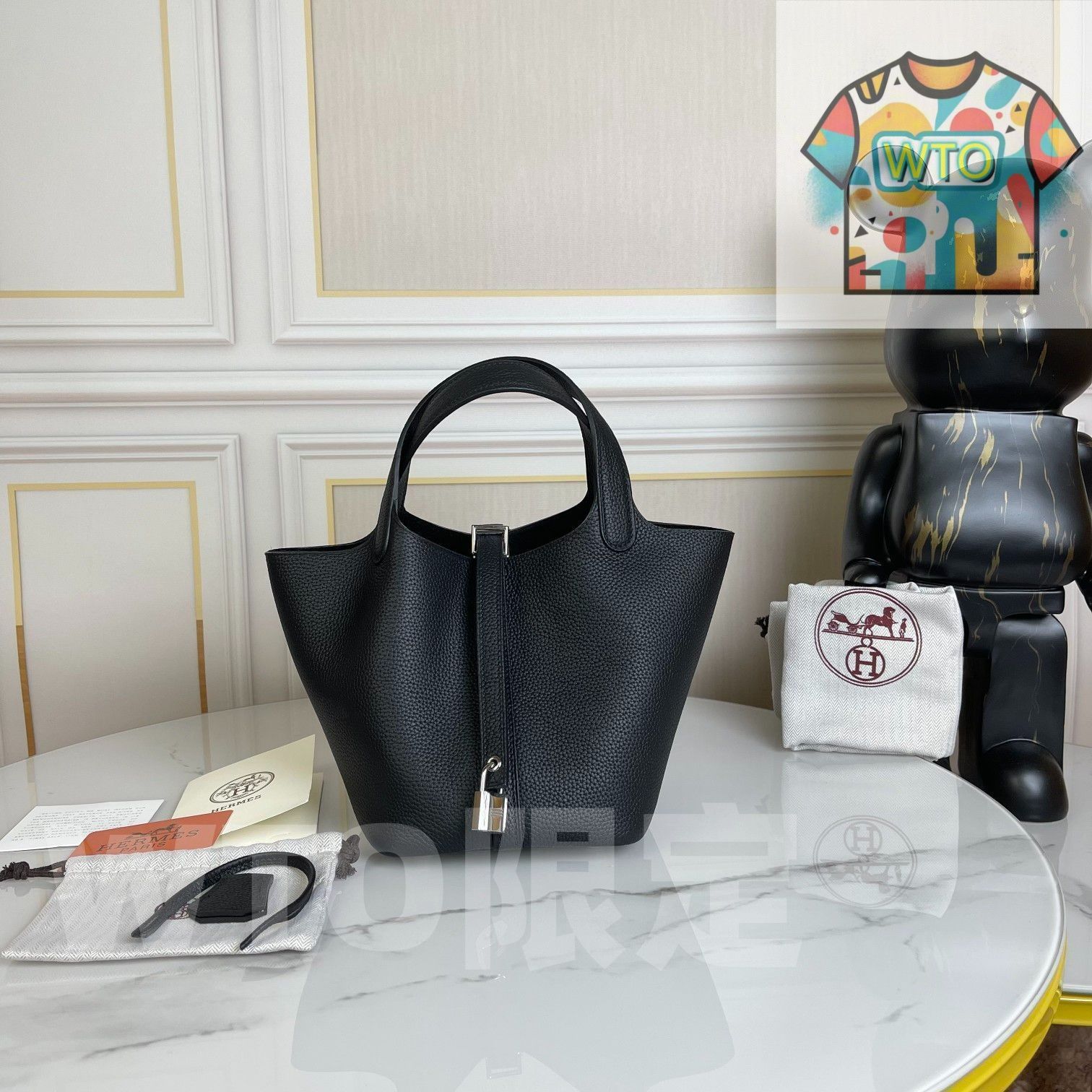 エルメス 黒の女性用ハンドバッグ